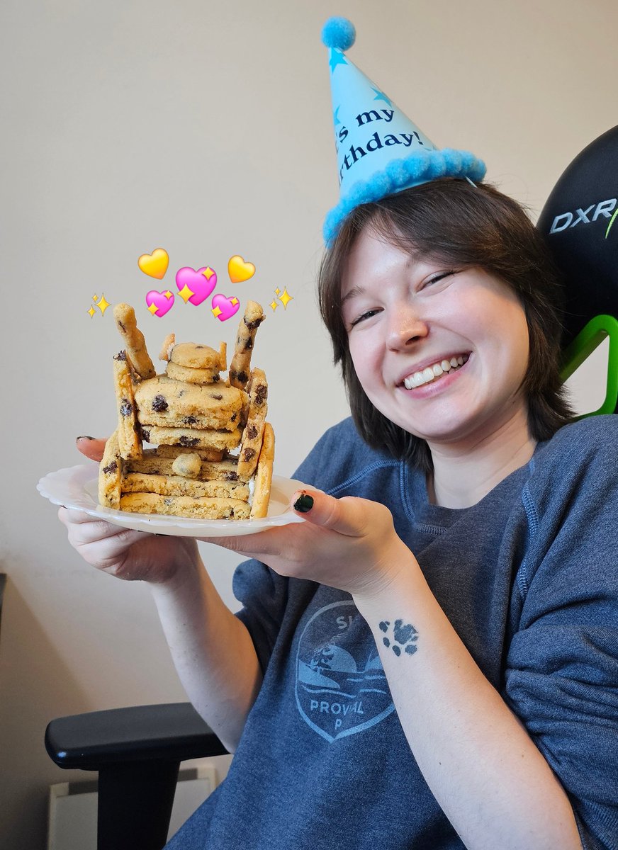 I would like to present to you all,
Guntank x Cookie.
The ✨️GUNTOOKIE✨️