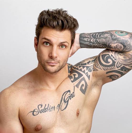 porqtendencia's tweet photo. #NicolaPorcella es tendencia porque hoy cumple 36 años https://t.co/I8UAewltpa