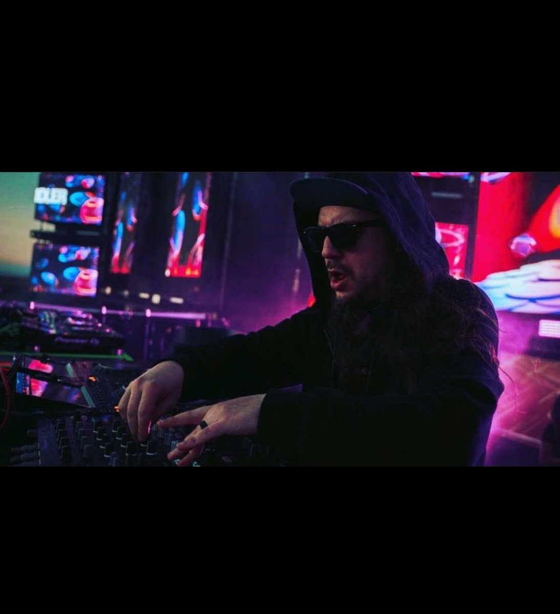 Yooo new cypher challenge just dropped! Very special guest <a href="/The_Widdler/">The Widdler</a> !!!! Grab the sample pack and check the full post out here ! > instagram.com/p/C2-JHiugV9y/…