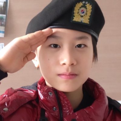 # npfp ถึงเครื่องแบบจะเปื้อนฝุ่น แต่กอดอุ่นนะขอบอก