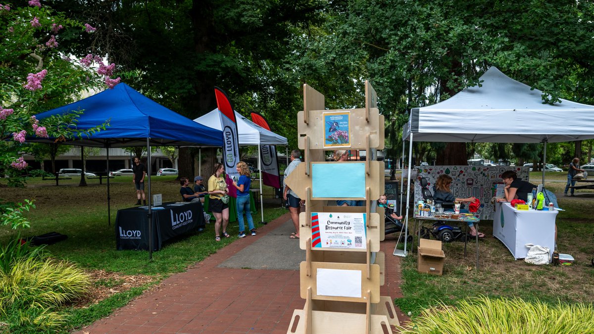 <a href="/EcoLloyd/">Lloyd EcoDistrict</a> recently opened the Lloyd Lending Library, a neighborhood resource for free project &amp; event supply lending for local small businesses &amp; organizations. They have essentials like pop-up canopies, tables, extension cords, cleanup supplies, &amp; more.
ecolloyd.org/lendinglibrary