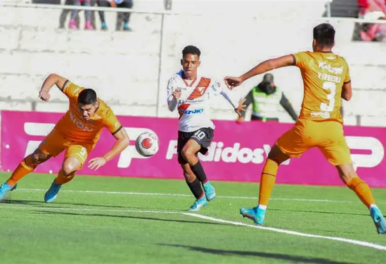 As_Scouting's tweet photo. Given his size, Paniagua seems better suited as an inside forward, cutting on the edge of the box for shots. Alternatively, he's well-suited as a second striker, functioning as a traquista with the ability to free roam and showcase ample flair https://t.co/p4C96qPcxT