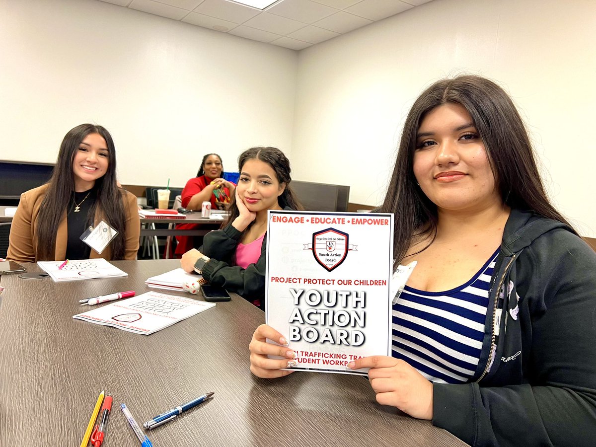 SpringISD's tweet image. 🗣️Student voice is crucial as our district grows. Today at the Superintendent’s Student Advisory Council, students received a special training from @PPOChtx to enhance their leadership skills for our district-wide Human Trafficking awareness project. Let's 👏🏻 their initiative!