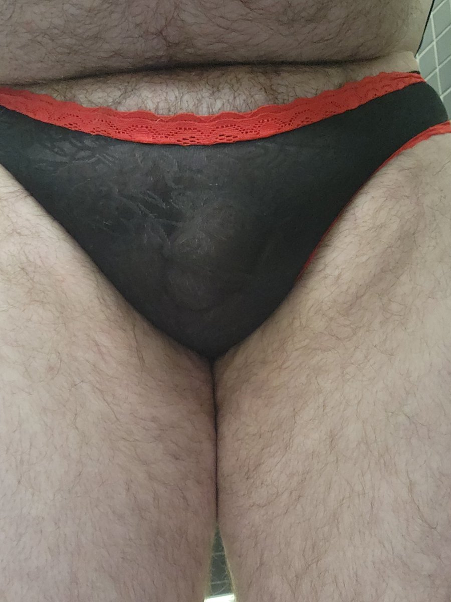 CLPantyBoi's tweet photo. Sexy Monday! 

#pantyboy #houstonmeetups #htxmeetups #femboy #panties #maninpanties #meninpanties #sissy #sissypanty #pegme #pantiesformen #htown #htxgay #htxbi #htx https://t.co/TBCESlWlQq