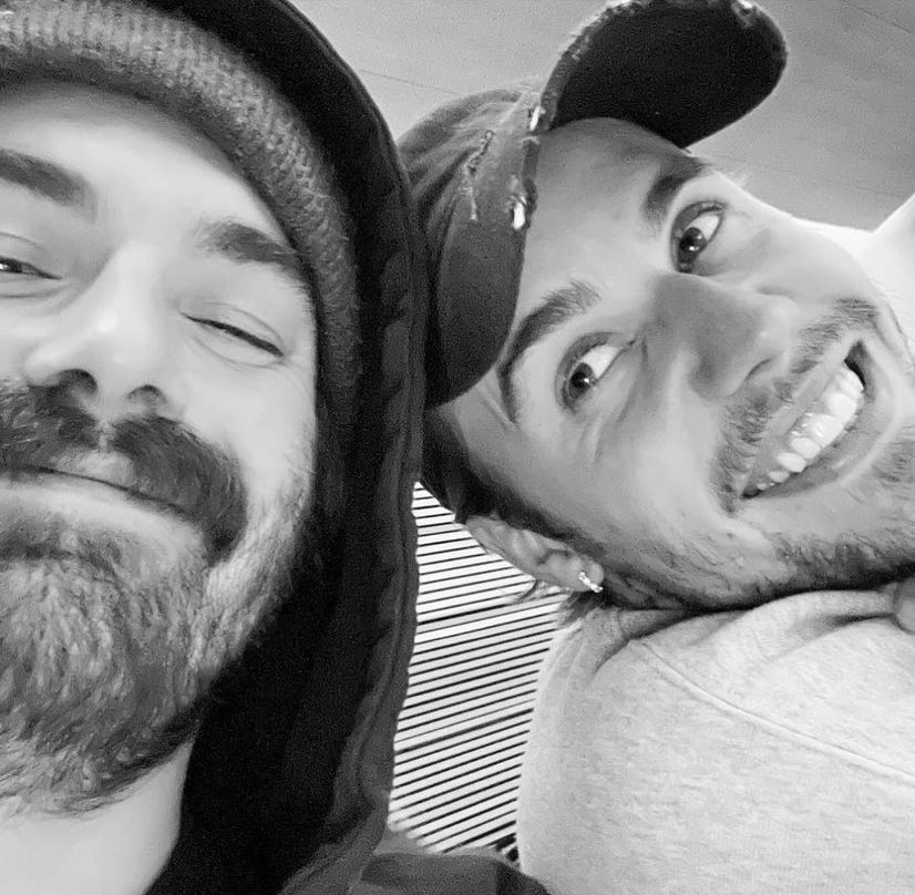 stopedrew's tweet photo. o chaz é definitivamente o melhor amigo do justin pra sempre!!!! 🤧🩷 https://t.co/dyQMK3i9ks