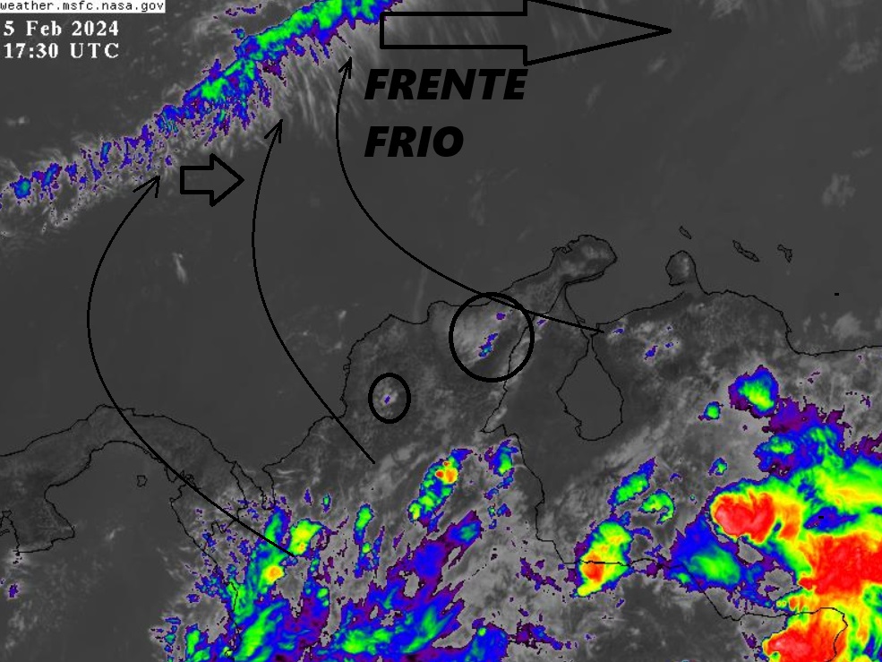 HenriquezMax's tweet photo. Ya se asoman las nubes que más tarde causarán nuevas lluvias en los alrededores de la Sierra Nevada de Santa Marta, el centro de Bolívar y Sucre, y en el sur del Cesár y de la Guajira. Este mes no es de lluvias en la región, pero bienvenidas  para los agricultores https://t.co/YFy2Q6zIye