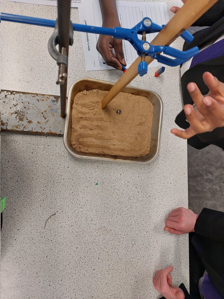 To celebrate #WomenInScience we've been looking at the work of Dr Adriana Ocampo. We've been investigating the size of craters to understand how an asteriod could have wiped out the dinosaurs. 
<a href="/GACoventry/">Grace Academy Coventry</a>