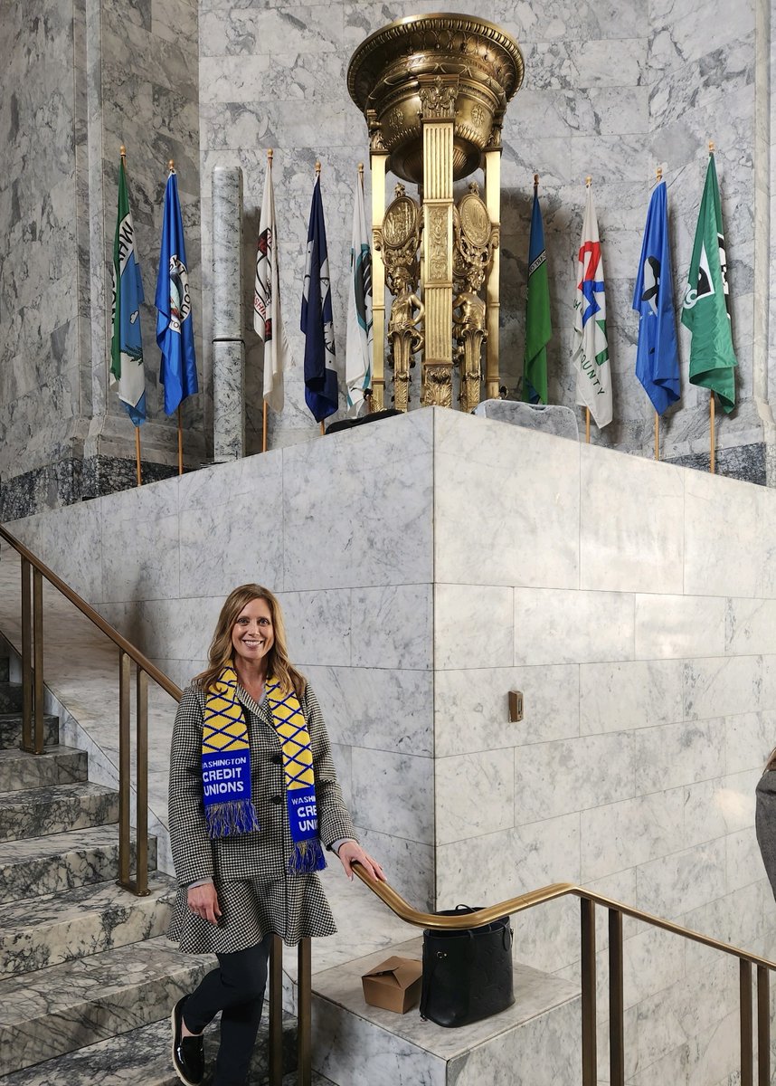 Last week, Canopy's President &amp; CEO Charlotte Nemec joined almost 200 other credit union advocates in Olympia, WA. Together, these leaders shared with lawmakers the importance of credit unions' not-for-profit cooperative structure and the ways credit unions help their members.