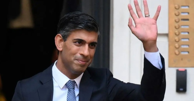 RacingPost's tweet photo. On Monday, Rishi Sunak shook hands on a £1,000 bet with Piers Morgan 🤝

Remarkably, the level of stake agreed would be enough to see the loser face an enhanced financial check under the government's proposals if it had been placed with an online bookmaker