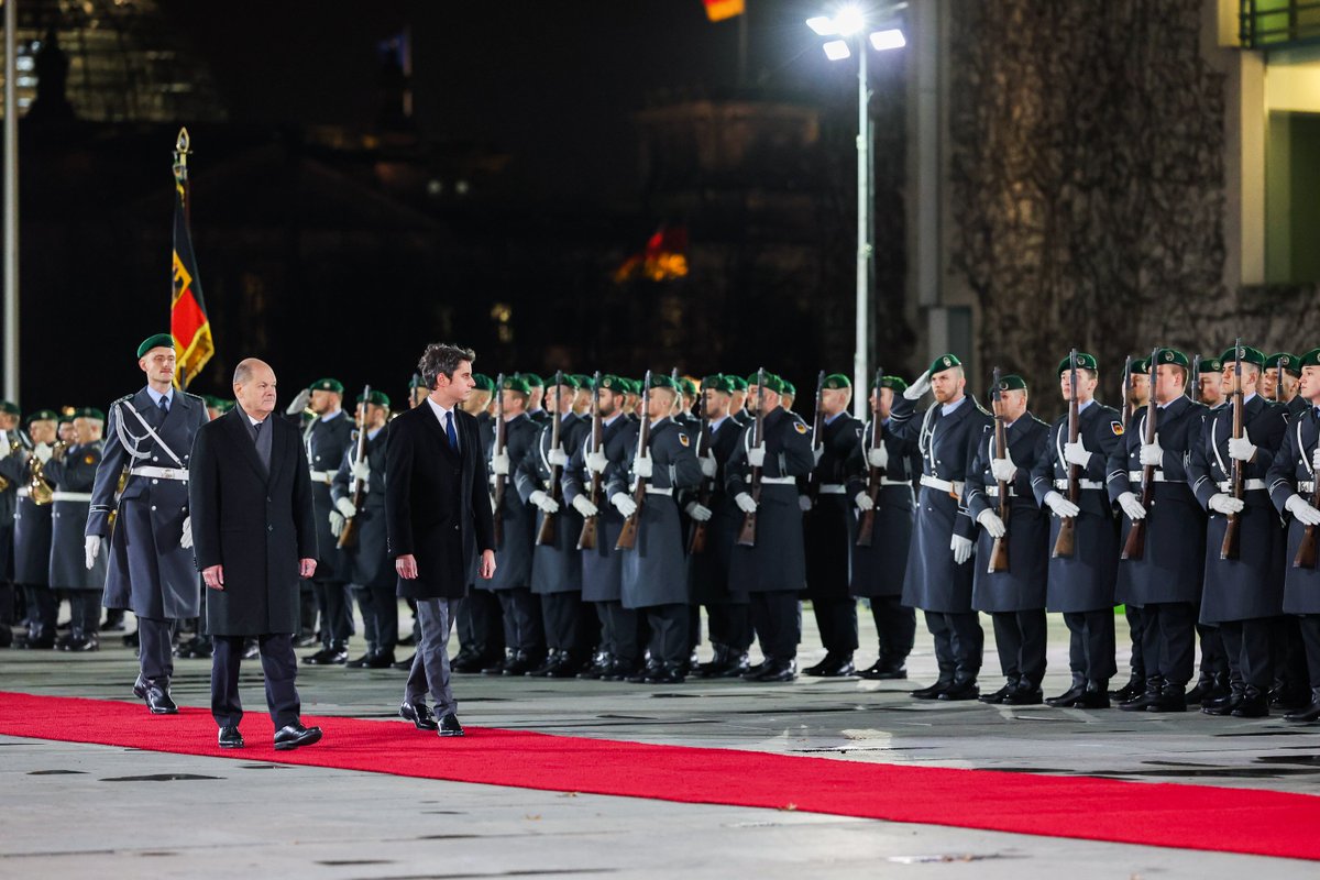 🇫🇷🇩🇪🇪🇺 L'amitié franco-allemande, moteur de l'Europe.

Die deutsch-französische Freundschaft als Motor Europas.