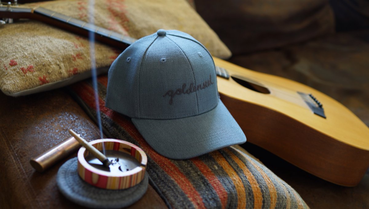 How we like to wait out the storm: with good vibes &amp; lots of Goldenseed to keep up warm 🔥🌱 Stay safe, California!

21+ NOTHING FOR SALE