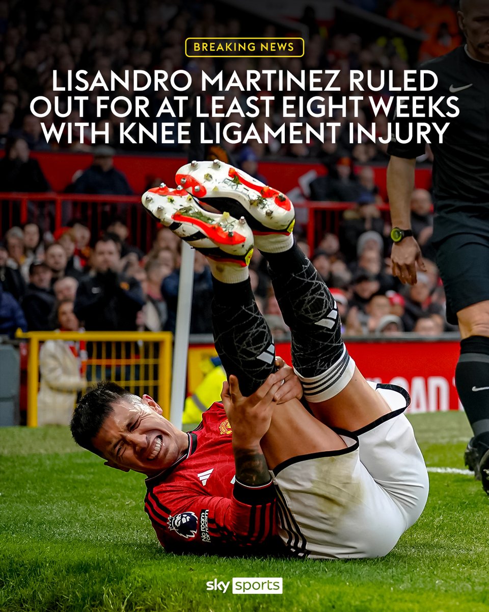 SkySportsPL's tweet photo. Lisandro Martinez has been ruled out for at least eight weeks with a knee injury 🤕 https://t.co/rDJlhIj1fI