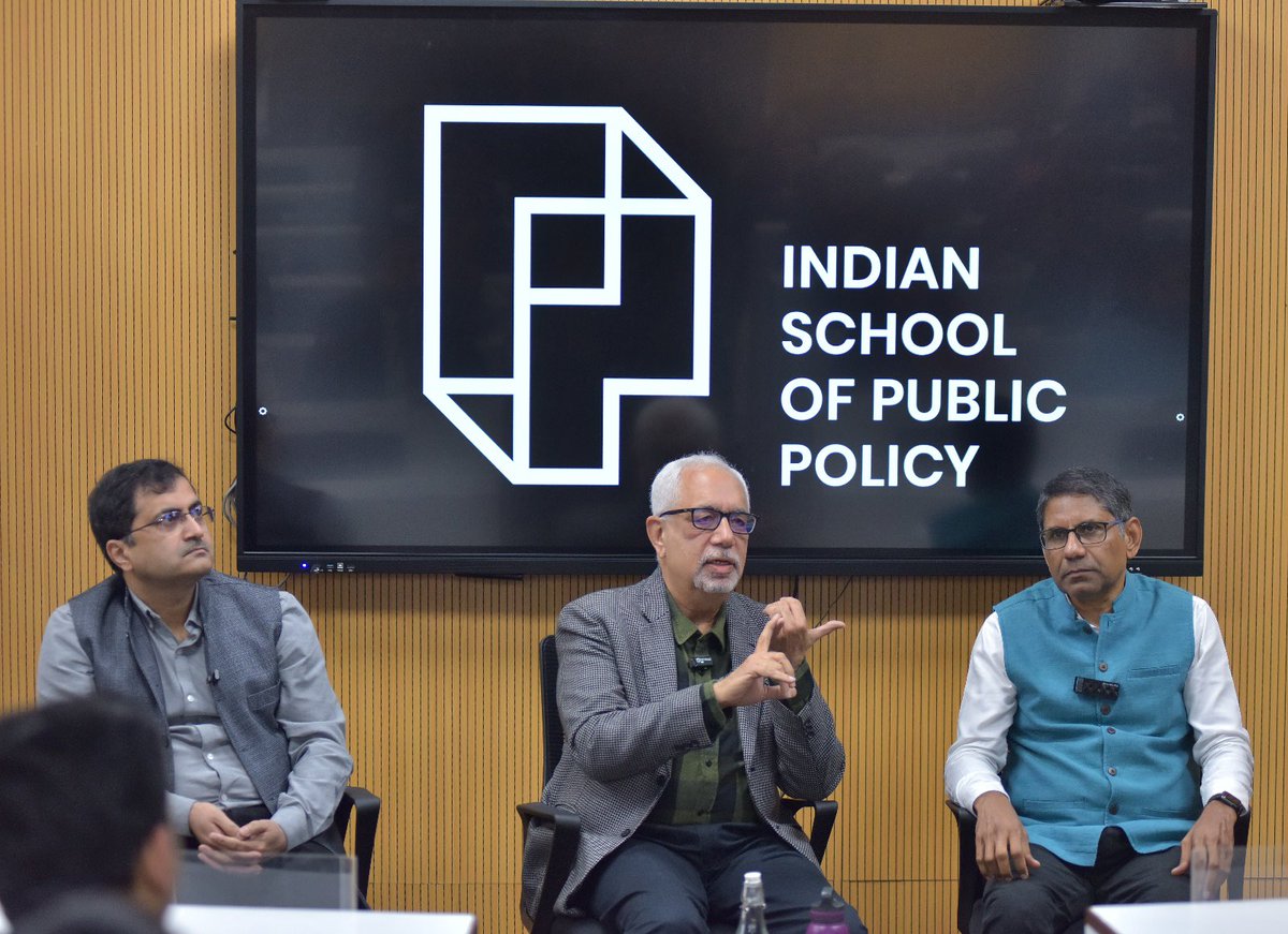 The morning panel on “Opportunities and Challenges in Public Policy” brought together voices from Samaj, Sarkar, & Bazaar. Insights from Manish Mishra of Tata Steel, Dean @parthjshah, & Chief Guest Rajiv Datt of IRFC showcased the landscape ofopportunities. #PolicyMakers (2/5)