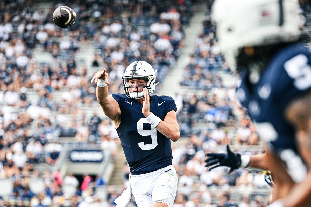 The bar has been SET after Day #1 of Winter Workouts! The QB Competitor of the Day goes to <a href="/beauprib/">Beau Pribula</a> 🎯🎯