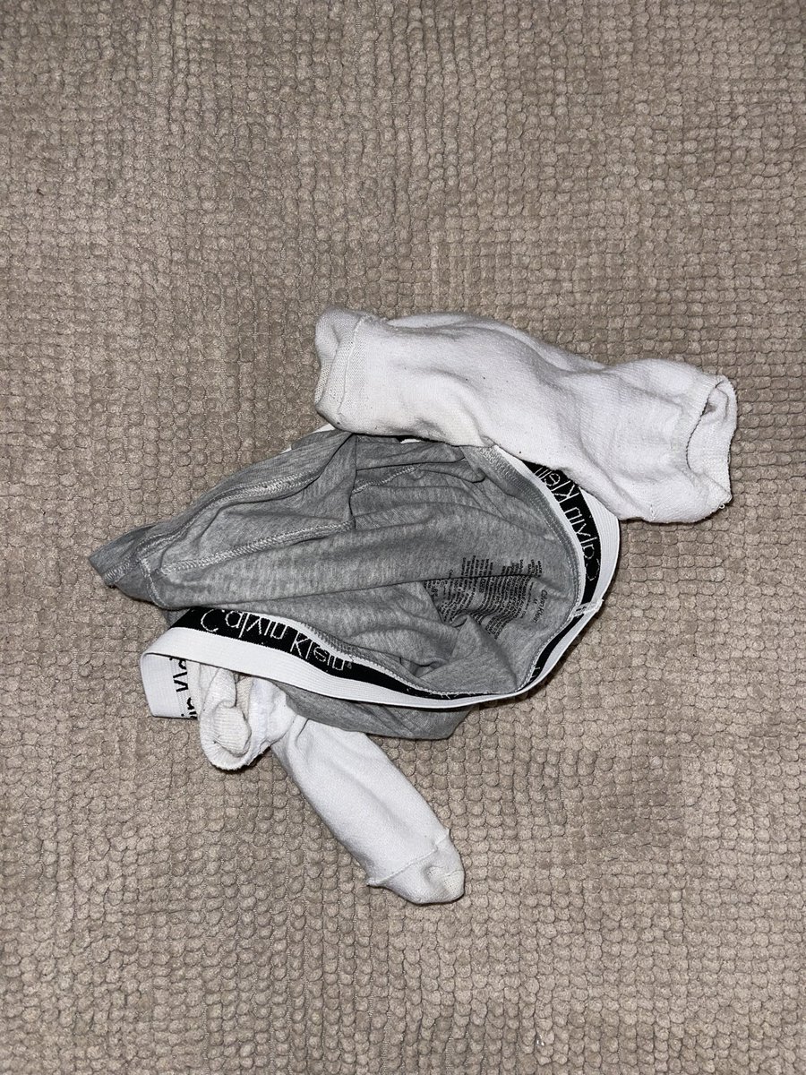 mastermonnaie's tweet photo. qui veut sniffer ? 😈

https://t.co/hu8WcMzOxZ

#cashmaster #cashslave #findom https://t.co/MeAnHzOmiG