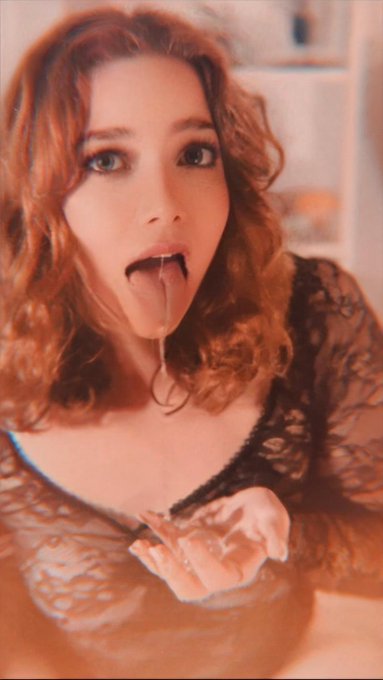 Watch Lana Litt's leaked NSFW photo on TwXstars