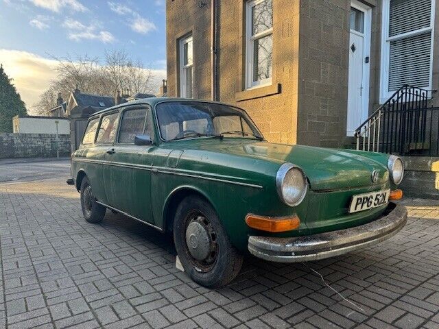 BarnFindsUK's tweet photo. Ad: 1973 VW Type 3 Variant Squareback 1600 - "has been stored off the road for 36 years"
On eBay here -->> https://t.co/kWH2BFrM0f
#VWType3 #VWVariant #Squareback1600 #ClassicCarForSale #CarRestoration #BarnFind https://t.co/NC2eH4LJzT