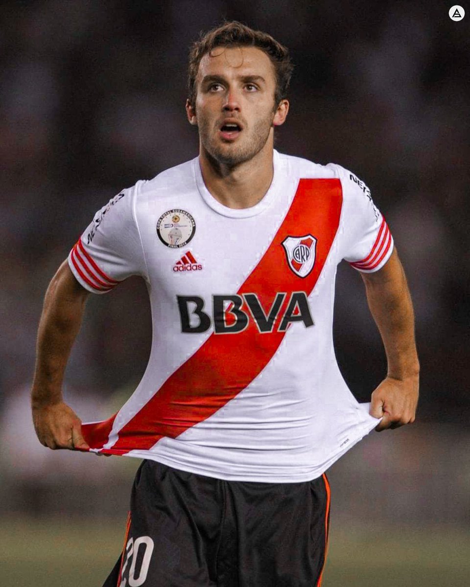 sudanalytics_'s tweet photo. “Ojalá tenga la posibilidad de tener otra etapa en River. En mi cabeza está volver, si se me permite, y no para ir a saludar a la gente, sino ir para competir, porque es lo que pide la grandeza del club.

River es mucho más grande que yo, esto no se trata de levantar la mano y decir ‘che, voy a volver a River’. No. Acá es cuestión de que yo le pueda aportar algo positivo al club, y que el club me necesite.

El tiempo lo decidirá. Yo crecí y me forme en River. Ojalá, suceda”.

Germán Pezzela, en La Nación.