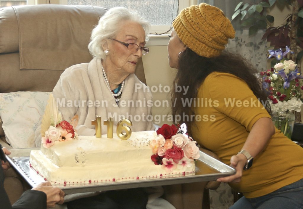 It is with great happiness that I report Mrs. Edie Ceccarelli, the world's 2nd oldest living person, has turned 116 years of age. According to the research by the Gerontology Research Group, only 29 people eslipsed such a long lifespan. ❤️ Happy birthday.

grg-supercentenarians.org/2024/02/05/edi…