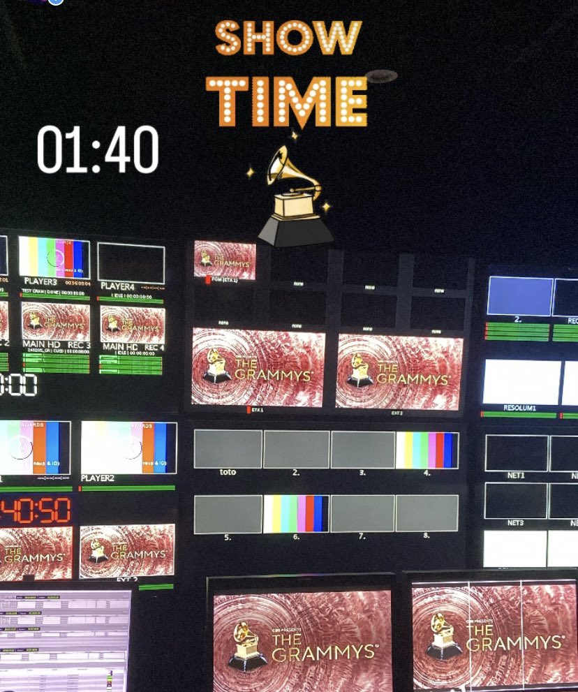 elsanajar's tweet photo. Suivez la 66e Cérémonie des Grammy Awards avec @charlesdecant et moi même aux commandes 🙂 @theGRAMMYs @RecordingAcad @nrjhitslachaine https://t.co/We1fus4Uvz