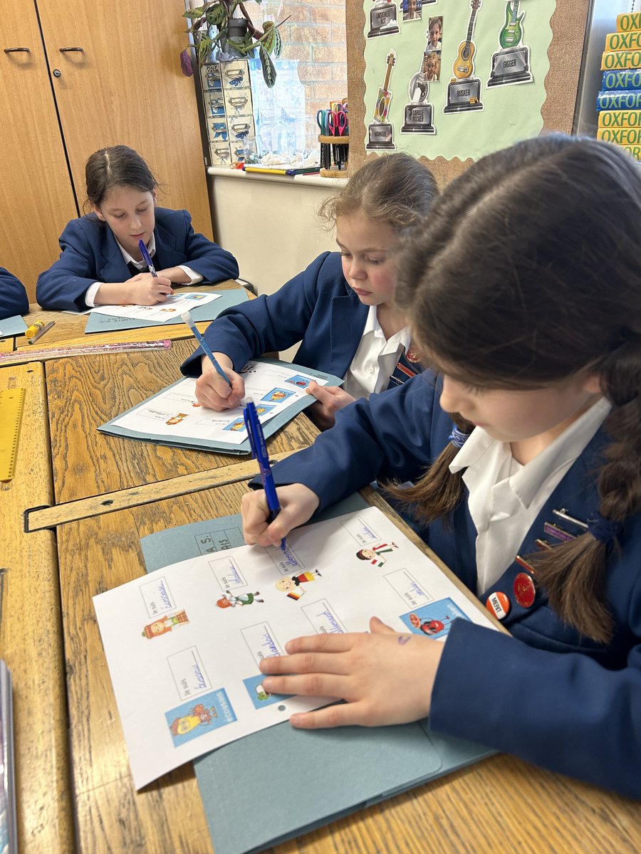 #StNicksYear4 delved into the vibrant world of countries and nationalities in French today.🇫🇷 From mastering vocabulary and grammar to honing useful phrases. Pupils actively engaged in role plays with peers, perfecting pronunciation and intonation. #StNicksLower #StNicksDiscover