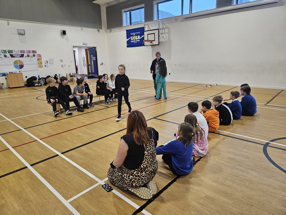 blackridge_ps's tweet photo. @FireflyArts are working with our primary five learners to help them to become more confident, creative and resourceful young people. Thank you so much Kirsty and Forest #weektwooutofeightcompleted 🙌 https://t.co/CW3BcLFEc2
