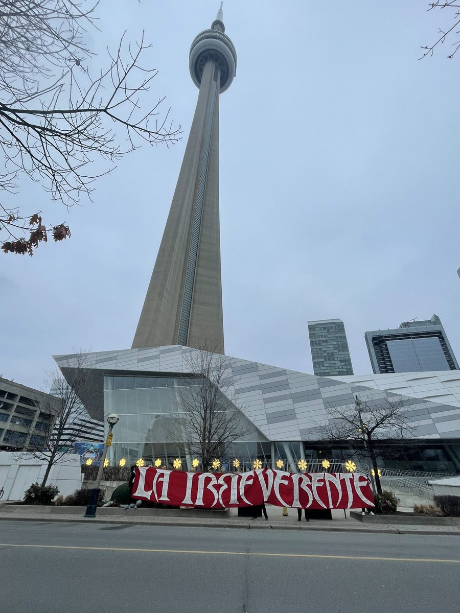 LAIRREVERENTE15's tweet photo. La que te sigue y te alienta siempre! 🇲🇨🇨🇦🇲🇽 https://t.co/wN9P2MlWVG