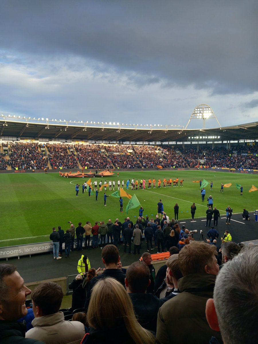 On Saturday, we had our second 'Activation Day' At @hullcity 🐯 . 

It was great meeting all the fans and seeing some of our clients before the game. 

Both Chelsea &amp; Matthew, had an awesome day hosting a table with our friends from @howdensjoinery 

#HullCity #Sponsorship