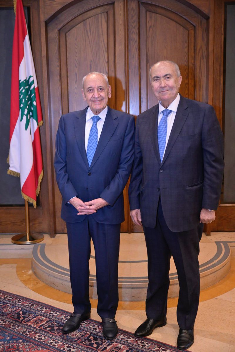 fmakhzoumi's tweet photo. عرضت خلال اللقاء مع دولة رئيس مجلس النواب نبيه بري الأوضاع العامة وآخر المستجدات السياسية إضافة إلى عدة شؤون تشريعية.

نوّهت بلقاء دولته مع سفراء اللجنة الخماسية الذي أعطى أملًا بإمكانية الخروج من المأزق الذي نحن فيه عبر انتخاب رئيس للجمهورية وانتظام الدولة وبناء مشاريع إصلاحية. 
 
بحثنا أيضًا الموازنة وضرورة تحسين الوضع الإجتماعي والمعيشي والإقتصادي وجلب الإستثمارات، كما وضعت دولته بأجواء الزيارة التي سأقوم بها إلى إنكلترا بناء لدعوة رسمية مع مجموعة من النواب للبحث في الإصلاحات المطلوبة لإعادة الثقة ببلدنا.