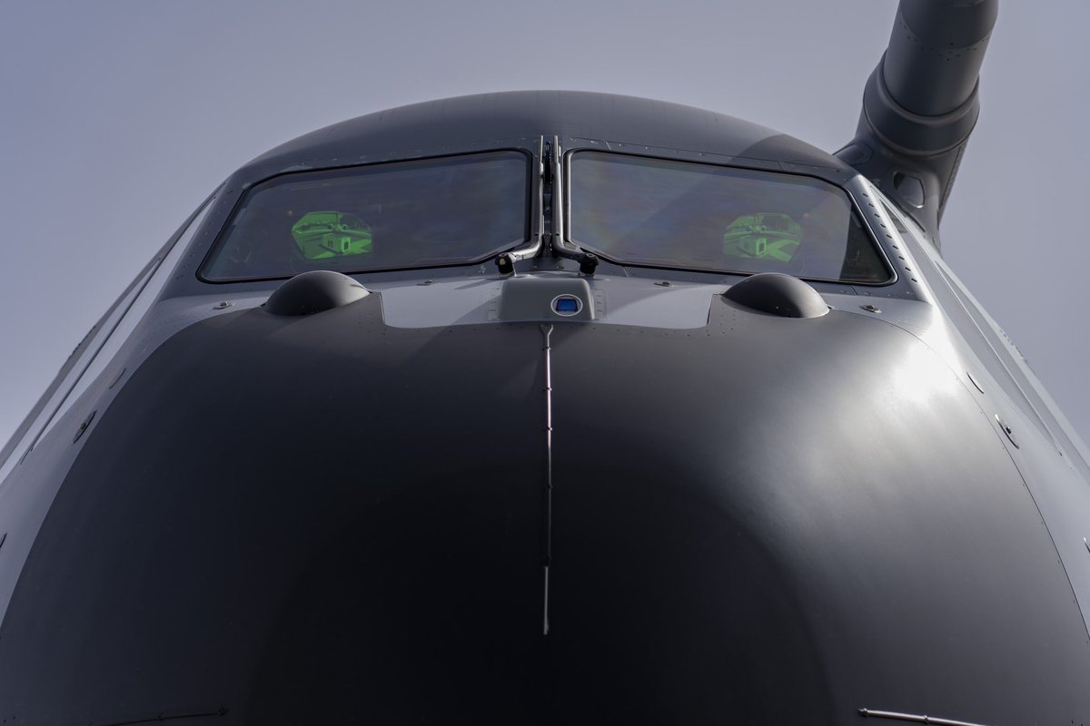 AirbusDefence's tweet photo. At @WDS_KSA the #A400M of the @RAF takes centre stage! ✈️ It is the most advanced airlifter in the world and can perform three missions in one:
1️⃣ Tactical airlift for transport of personnel and goods
2️⃣ Strategic airlift for strategic assets like outsized and heavy vehicles or equipment
3️⃣ Air-to-air refuelling 

At #WDS2024, visitors have a chance to learn about this airlifter's capabilities first-hand.