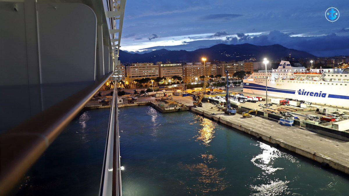 BarcosporCadiz's tweet photo. Crucero MSC WORLD EUROPA saliendo del puerto de Palermo (Italia)
#barcosporcadiz #palermo #puertodepalermo #palermoport #italia #cruise #crucero #port #puerto #vacaciones #excursion #viaje #barco #buque #ship #vessel #msc #msccruceros #msccruises #mscworldeuropa #mscworldclass https://t.co/zT22pLrFa0