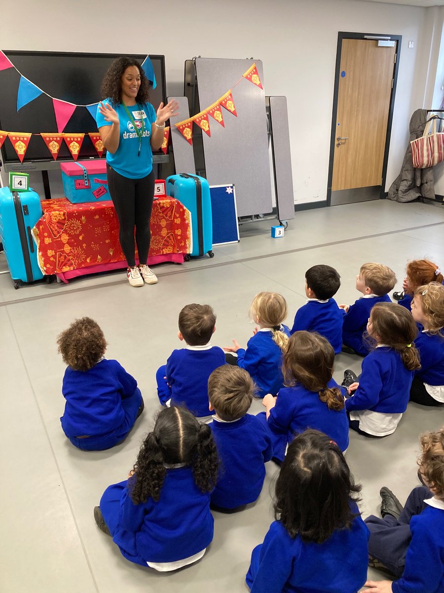 RosecliffeSpen1's tweet photo. What an exciting afternoon for Petals class (pre school). Our friend, Lauri, from Drama Tots West Bridgford and Nottingham South took us on an adventure all about Chinese New Year. It was such a fun way to learn about an amazing celebration! #ChineseNewYear #EYFS  #dramatots https://t.co/AtKYiXIroZ