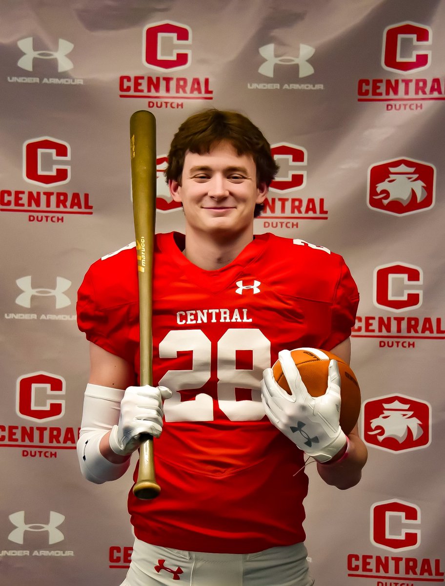 After my official recruiting visit to Central (IA), I can officially announce my commitment to Dutch football! Thanks to all my coaches, family and friends as I continue on to my next journey. <a href="/DubGFB/">DubG Football</a> @CUI_Football <a href="/MChorowicz/">Mike Chorowicz</a> <a href="/Max_Race/">Max Race</a> <a href="/statesmensports/">WGHS Athletics</a>