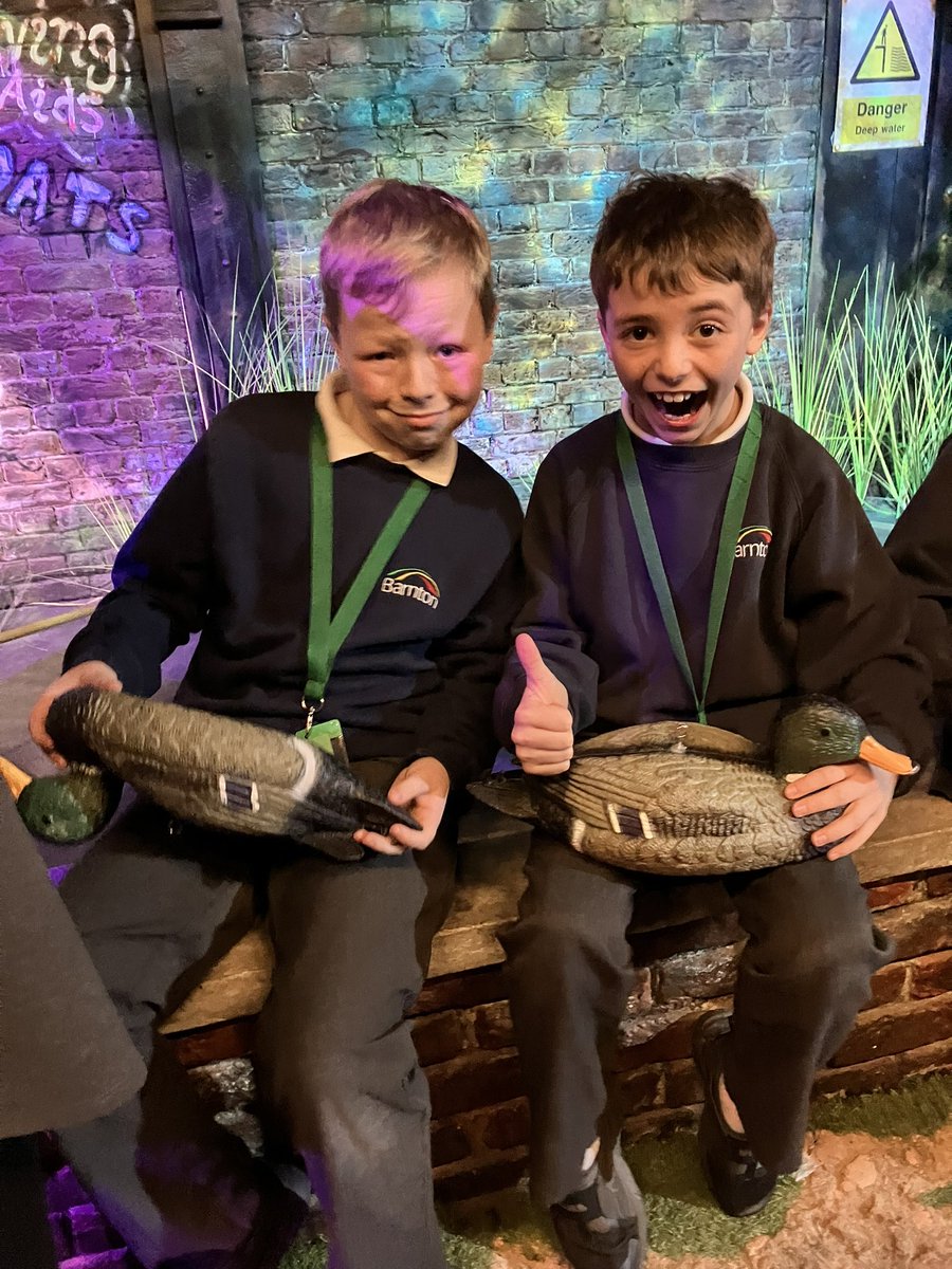 Mrs Thompson tweet media