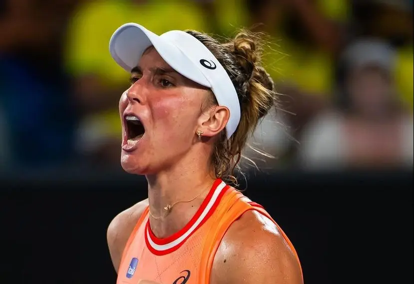timebrasil's tweet photo. BIA NAS OITAVAS! 🎾

Beatriz Haddad Maia 🇧🇷 vence Xiyu Wang 🇨🇳 e avança para as oitavas de final do WTA 500 de Abu Dhabi 🇦🇪

Vitória por 2 sets a 0 (6/2 e 7/6)

Vamooos! 💚💛

📸: WTA https://t.co/enDIG20cgK