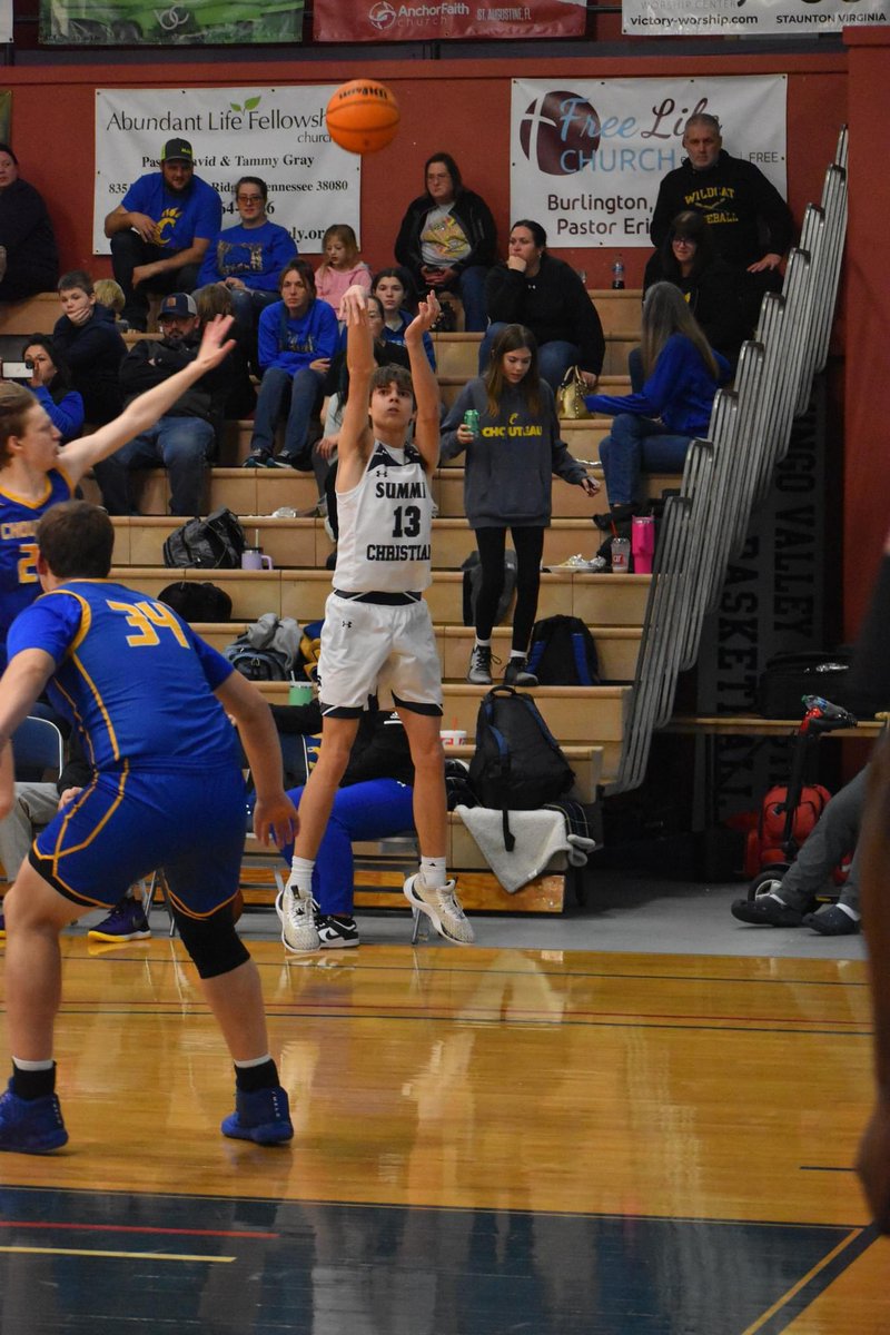 SCEagleHoops's tweet photo. 🦅 Senior Spotlight 🦅
           
         #13 ELLIOTT COWAN

Elliott is a pure sniper from anywhere on the floor! In 2 short years, he has scored over 250 pts while shooting at a 35% clip! He is also a phenomenal golfer!

Elliott will be attending OU next fall❕ https://t.co/CP4LdTPA8N