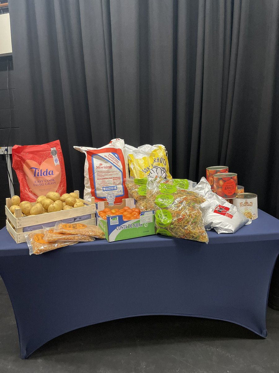 🍲✨ Head Girls inspire change as our Food Committee unveils a week's worth of wasted potential. St. Gabriel's commits to a greener path. 🌍