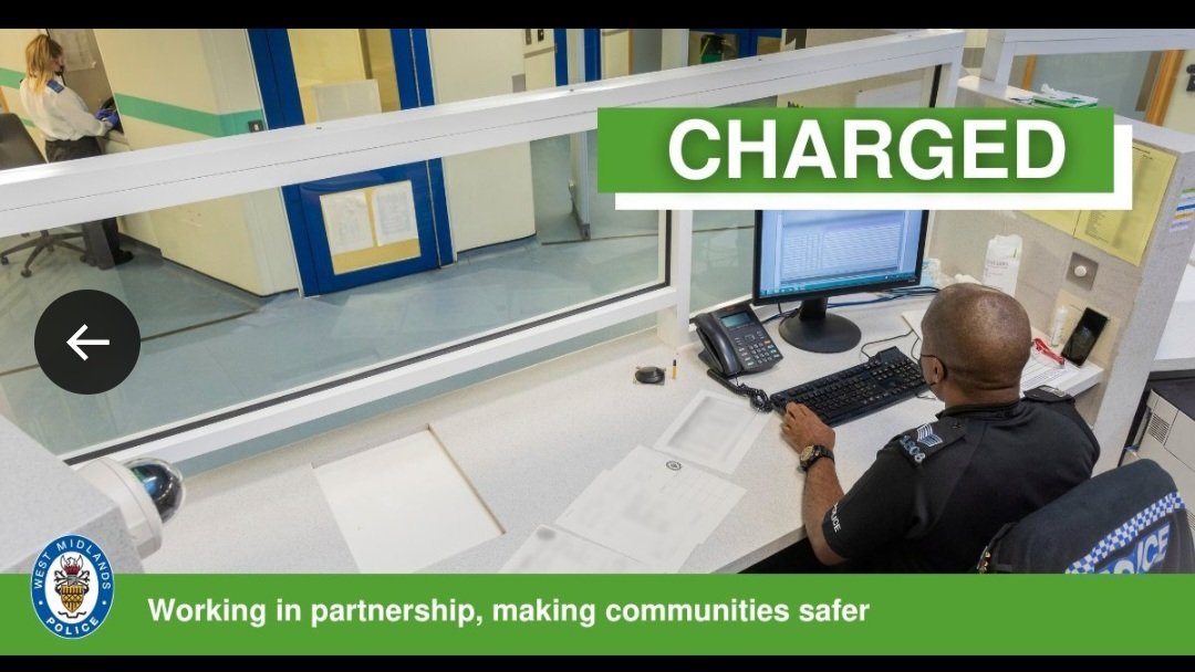GuardianWMP's tweet photo. #Update | Male charged and will now be brought before court to explain his actions.
Due to the males age WMP will seek to utlisite a pilot Home Office project imposing a Serious Violence Reduction Order on him👊 #SVRO
#SaferStreets #LifeorKnife https://t.co/vTfQEVERwI