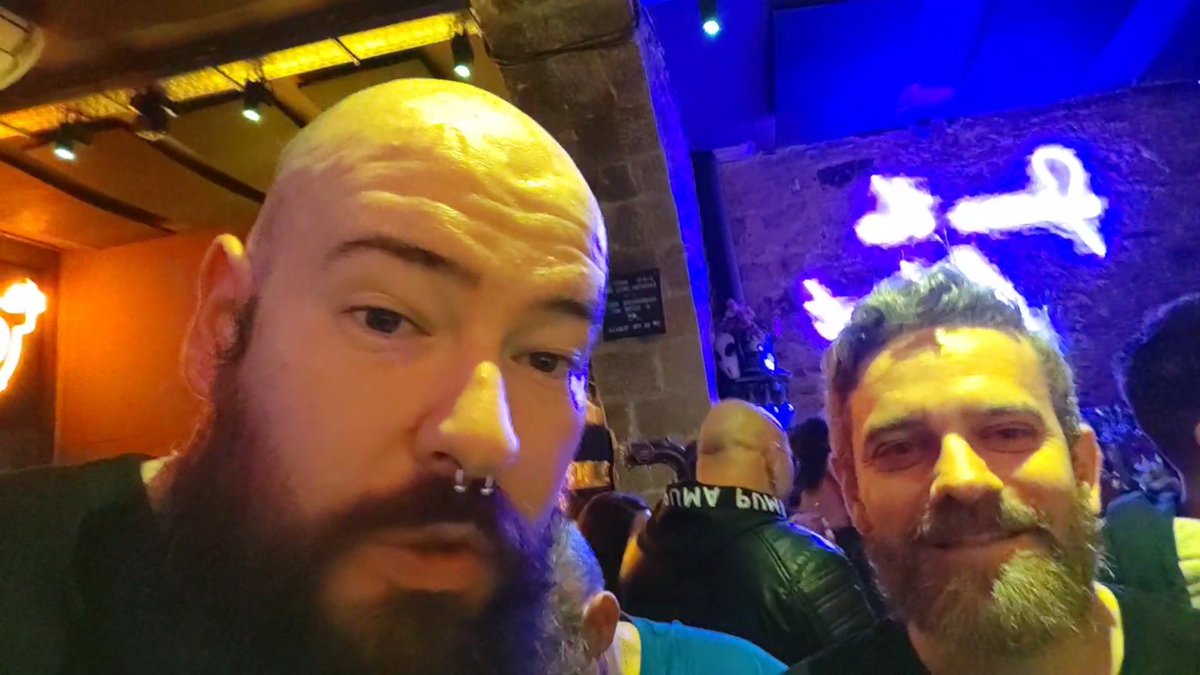 RAMMDRIAN's tweet photo. It was great to see how our passion for Star Citizen is shared from the kindless CIG guys

#BarCitizen #BarcitizenBarcelona #StarCitizen https://t.co/CsKLDZ4Gg8