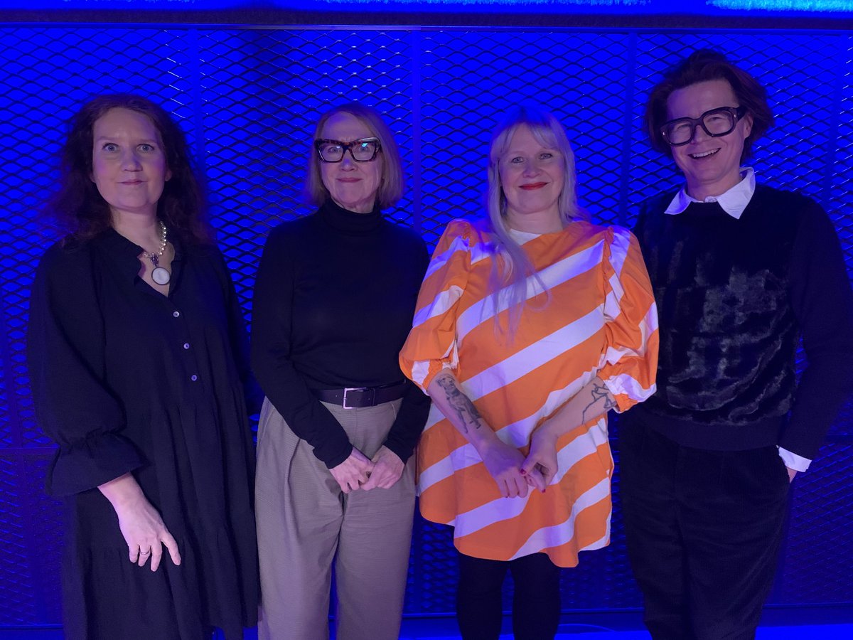 Mistä suomalaisen muodin ahdinko on syntynyt? Vinkkejä antoivat Pirjo Hirvonen, Paola Suhonen ja Sami Sykkö. Kuuntele: areena.yle.fi/podcastit/1-67… ⁦<a href="/yleradio1/">Yle Radio 1</a>⁩