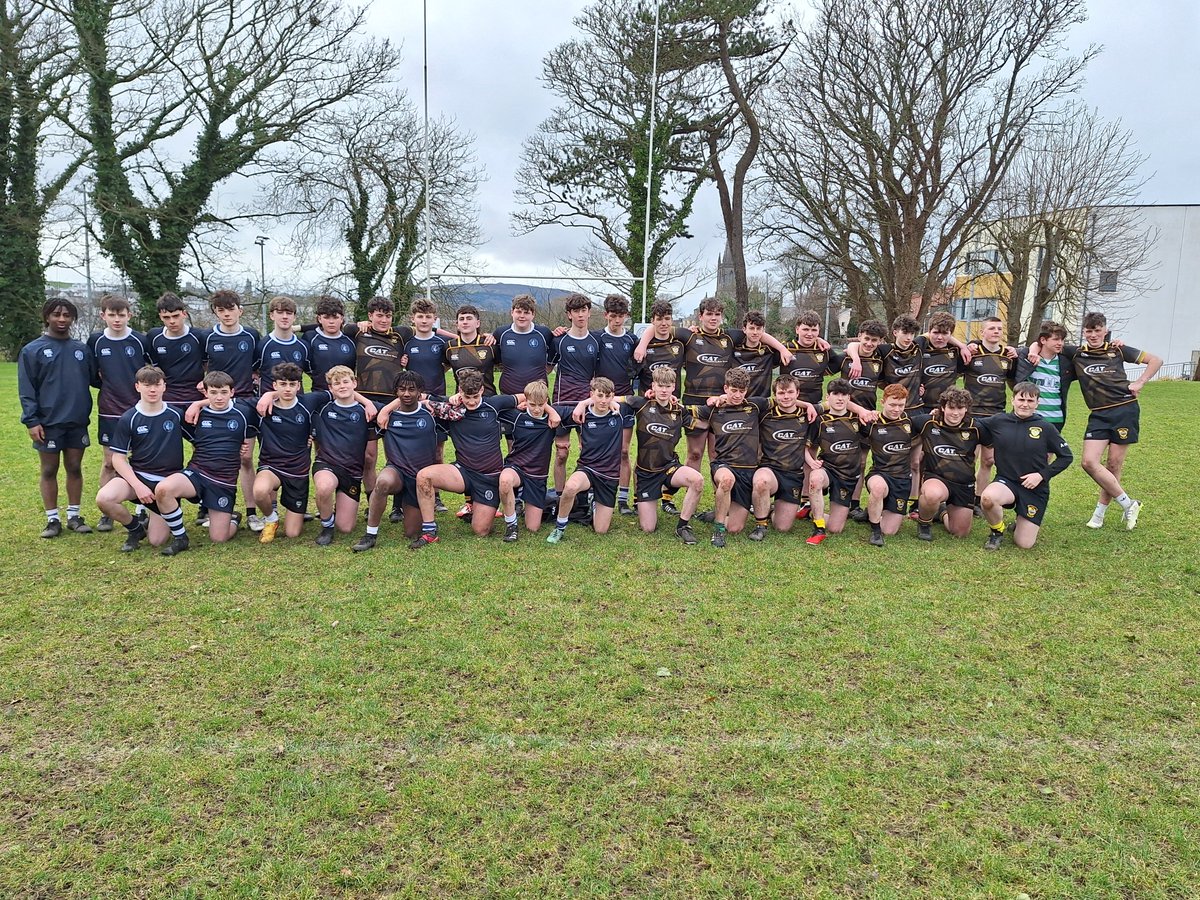 SGS played the Carrick-on-Shannon U16 squad today in a friendly at the Grammar School. SGS had a narrow 2 point win. A great match played in great spirit. Well done all!