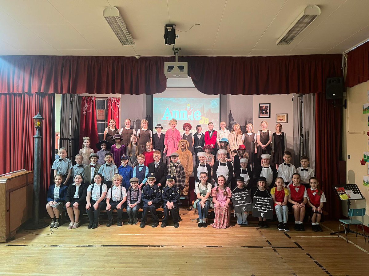HardyMemorialPS's tweet photo. … start spreading the news - it’s show week! After months of hard work, we are excited to present this classic story through an array of music, drama and dance on the streets of New York! #AnnieJr2024 🎭 https://t.co/dEuojjobEG