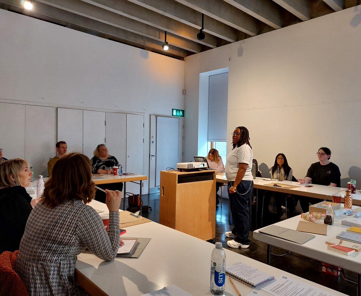 ArtsConnectWM's tweet photo. Followed by two workshops, including one led by artist #ExodusCrooks approaching race, identity &amp; heritage in the classroom &amp; then a practical artist-led photography workshop. This is just the start of programme designed to enhance professional learning &amp; curriculum development. https://t.co/4xOZlLVCla