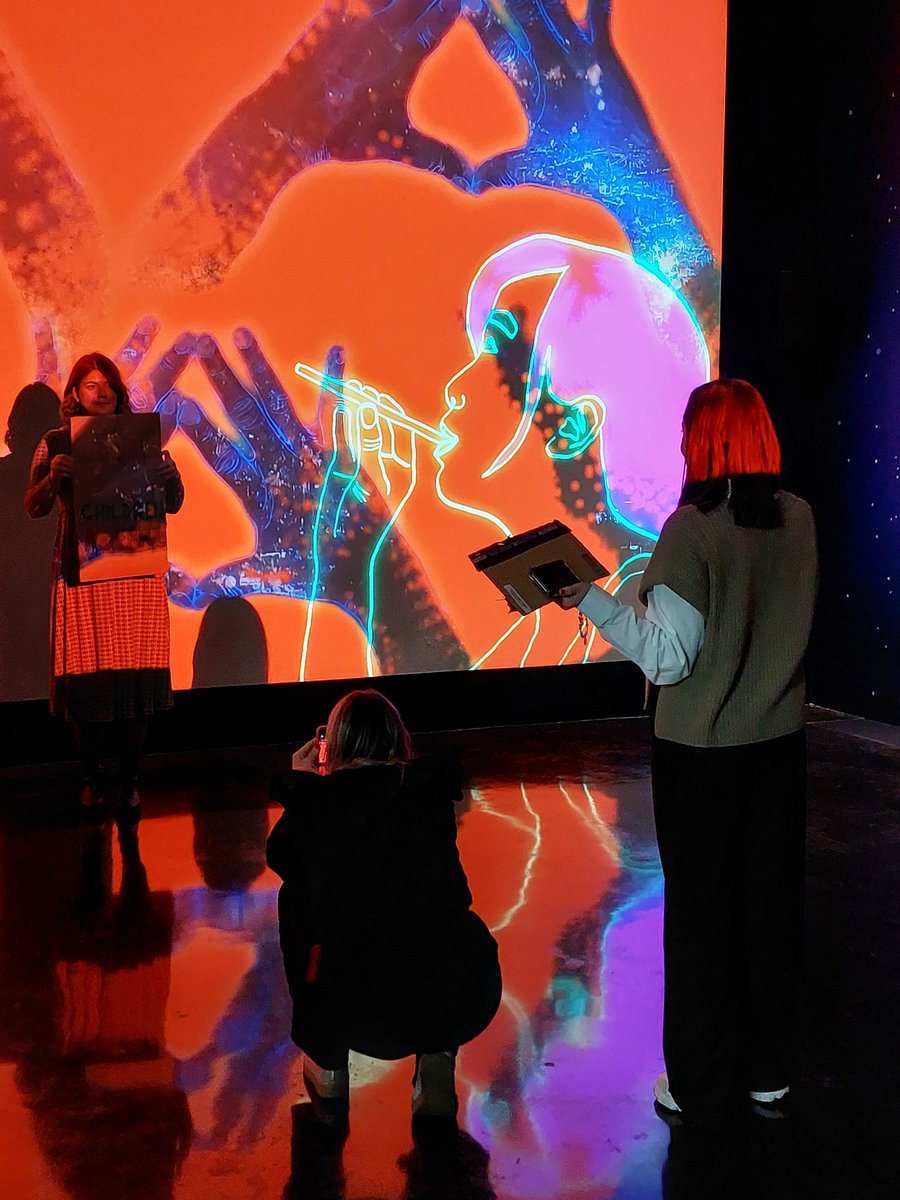 ArtsConnectWM's tweet photo. Followed by two workshops, including one led by artist #ExodusCrooks approaching race, identity &amp; heritage in the classroom &amp; then a practical artist-led photography workshop. This is just the start of programme designed to enhance professional learning &amp; curriculum development. https://t.co/4xOZlLVCla