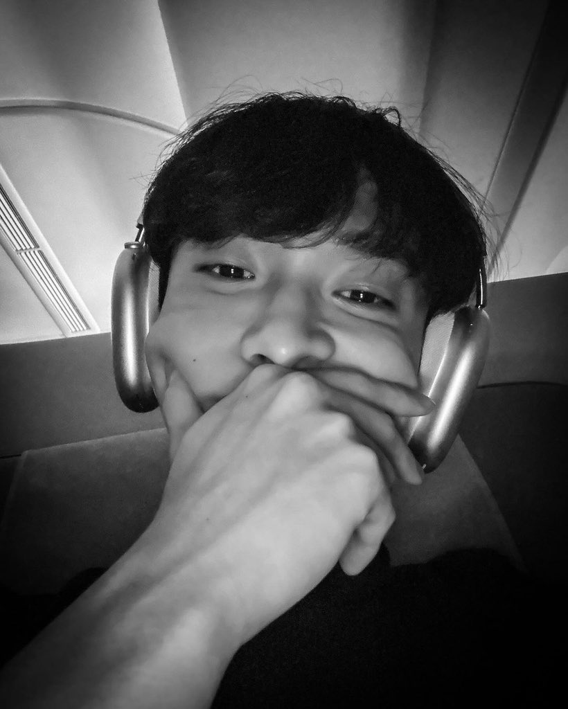 wonubliss's tweet photo. dk_is_dokyeom 🖤🤎📸 #도겸 https://t.co/JLM1wJ6Irh