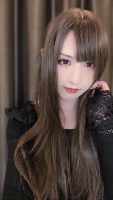 最近高いファンデーションを購入しました✨カバー力が凄すぎて、加工レベルでした😊 やっぱり毎回メイク楽しいなって思います❤️  #女装 https://t.co/KF2fE5JSS6<a href="/tag/%E5%A5%B3%E8%A3%85"class="tags">#女装</a>