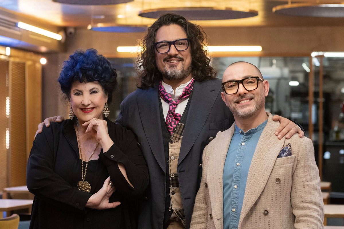 MNcomm (@mncomm_it) on Twitter photo Marisa Laurito è il nuovo giudice di “Alessandro Borghese Celebrity Chef”: affiancherà Riccardo Monco al tavolo della giuria nella nuova stagione in onda a marzo su #TV8. Padrone di casa, l'istrionico <a href="/BorgheseAle/">Alessandro Borghese</a>
Talent Management e Media Relations: MNcomm per #banijayitalia Marisa Laurito è il nuovo giudice di “Alessandro Borghese Celebrity Chef”: affiancherà Riccardo Monco al tavolo della giuria nella nuova stagione in onda a marzo su #TV8. Padrone di casa, l'istrionico <a href="/BorgheseAle/">Alessandro Borghese</a>
Talent Management e Media Relations: MNcomm per #banijayitalia