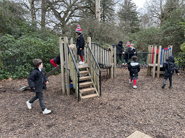 BGS_LowerSch's tweet photo. Year 2 had such fun on their walk in Windsor Great Park this morning searching for different habitats, microhabitats, minibeasts and more #BGS_Year2 #BGS_Project https://t.co/7aZe0zlUKw