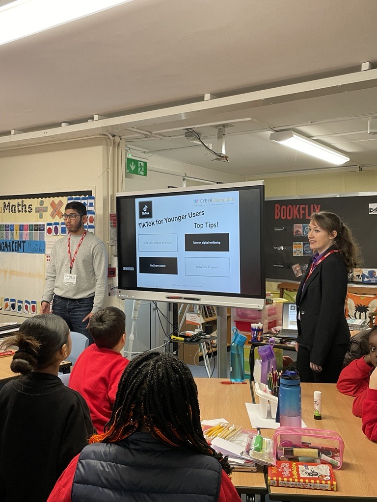 cyberchampions's tweet photo. 🎬 And that’s a wrap! Great to hear the children’s feedback from today’s #CyberChampions workshops, supporting #SaferInternetWeek. Thank you to @SJFOxford, & our volunteers from @TemplarExecs and @BrookesCareers. Learn more at https://t.co/NUar3cB6du. https://t.co/U1MzmvaUsK