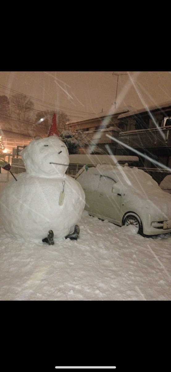 雪だるまページ 今日、現場で作った雪だるま⛄ 顔がなーい🤣 #北海道 #道東 #雪だるま